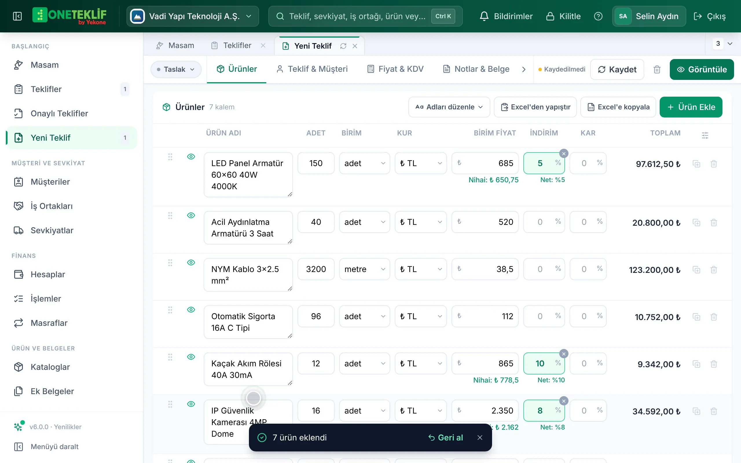 Excel'den kopyalanan ürün listesi teklife yapıştırılıyor, sütunlar otomatik eşleşiyor
