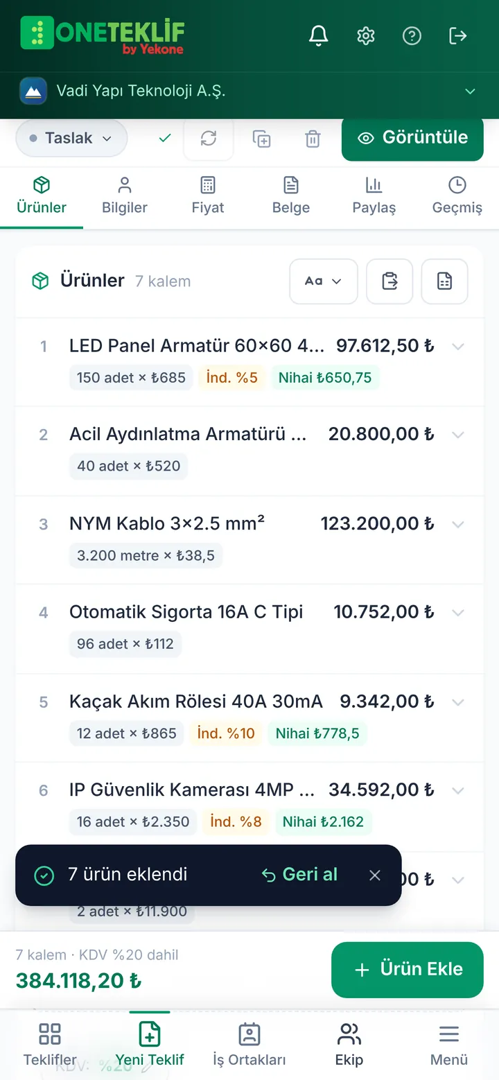 Yedi ürün teklife eklendi, ekranın altında Geri al bildirimi (mobil uygulama)