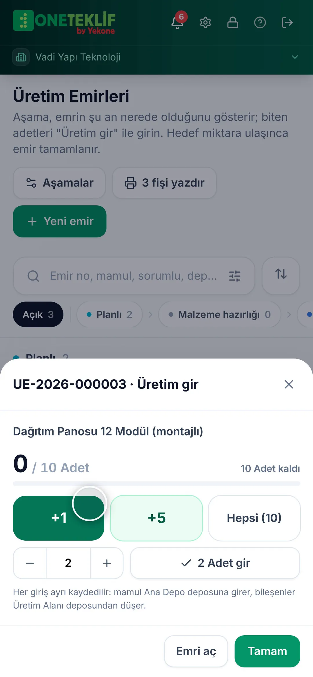 OneTeklif Android uygulamasında Masam, onaylamalar, üretim girişi ve ürün stokları gösteriliyor